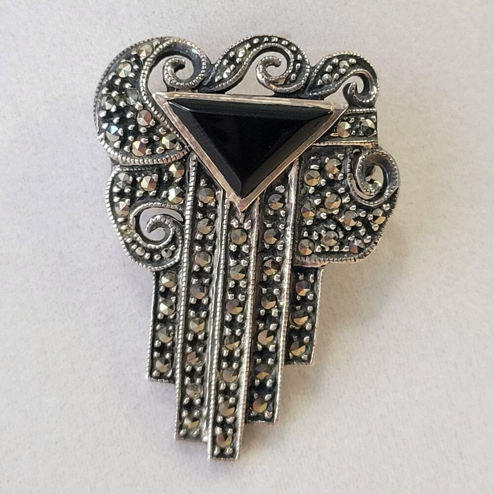 JUDITH JACK Vintage Asymmetric Art Deco Scroll Black Onyx & Marcasite Brooch EUC